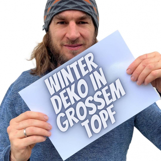 Winterdeko-in-grossem-Topf_2.jpg